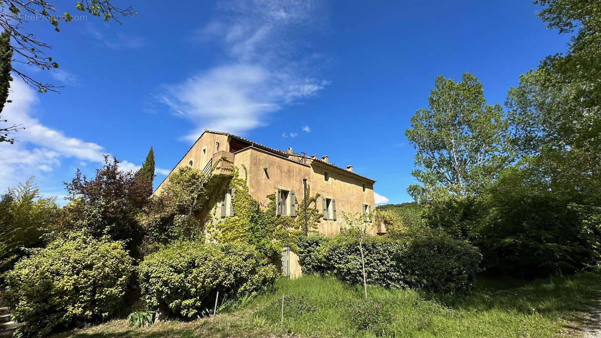 Maison à MALAUCENE