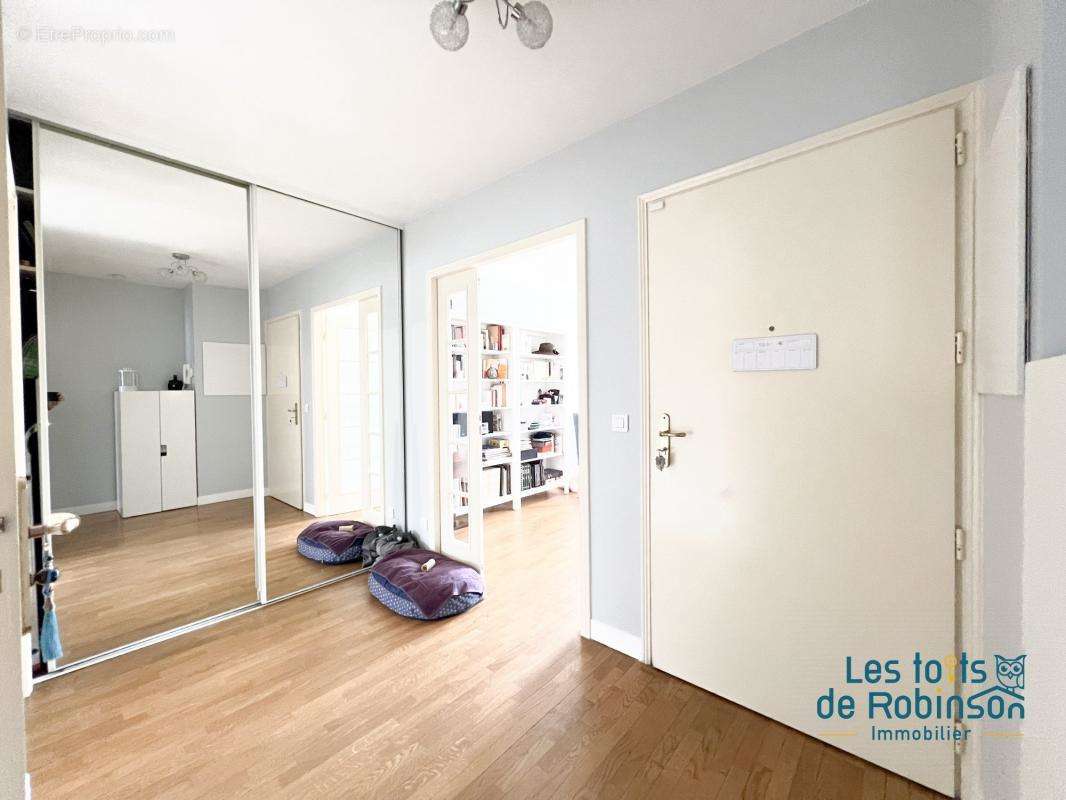 Appartement à LE PLESSIS-ROBINSON