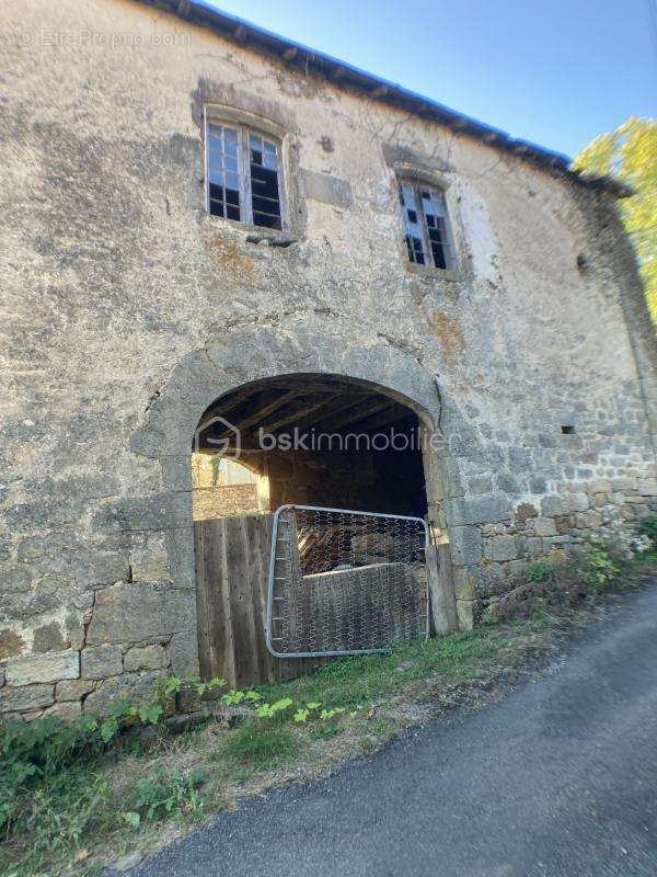 Maison à MOLIERES