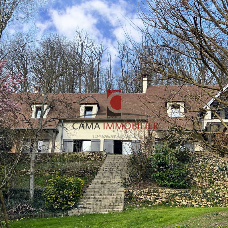 Maison à CHATEAUFORT