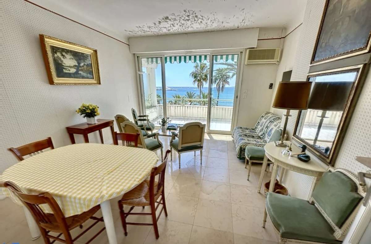 Appartement à CANNES