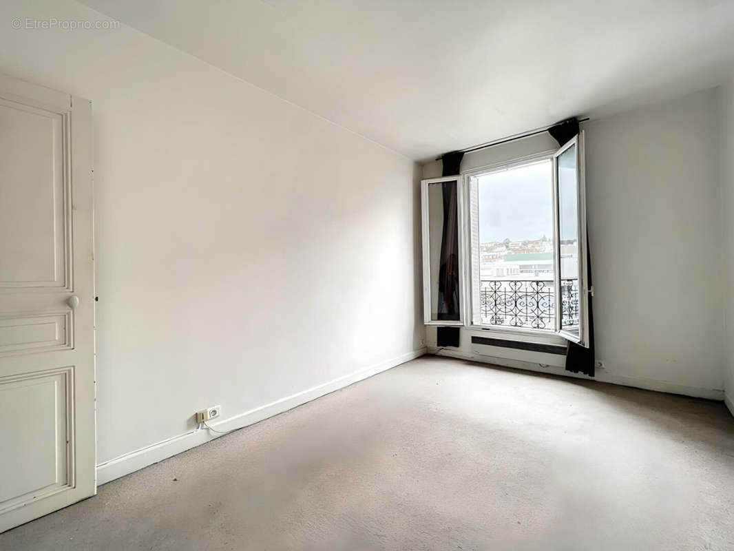 Appartement à SURESNES