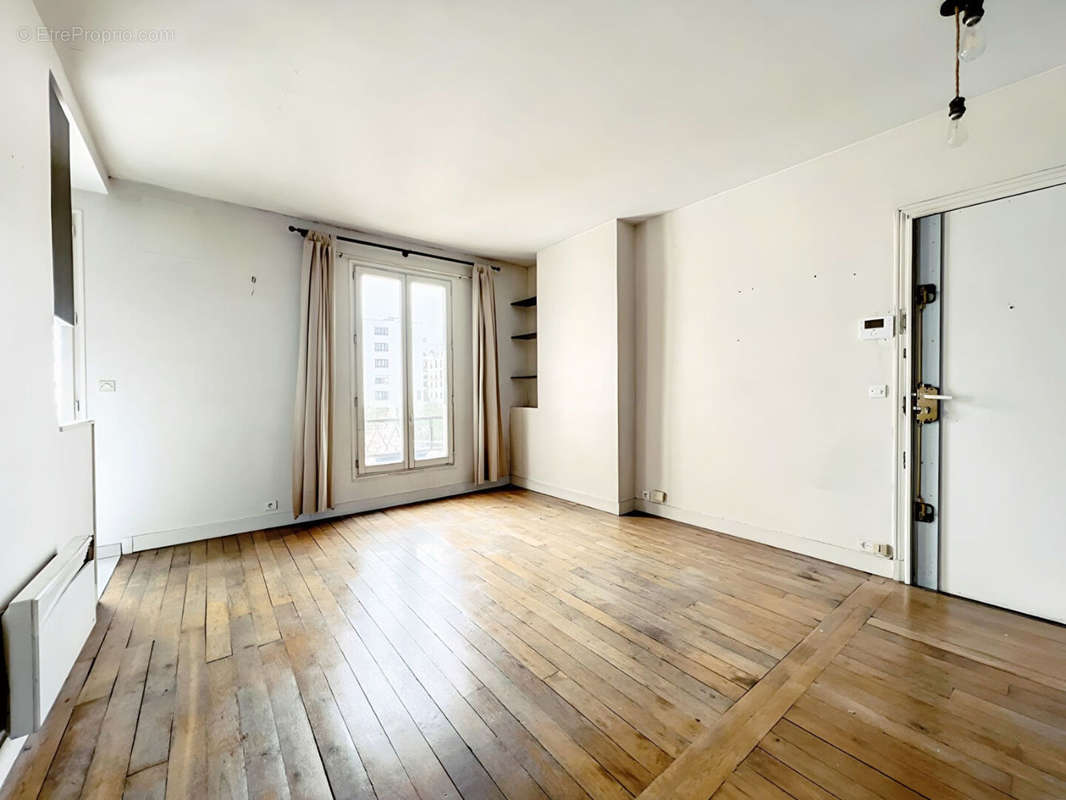 Appartement à SURESNES