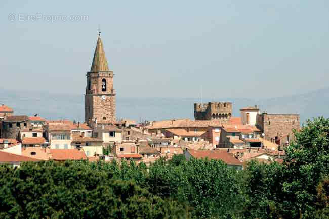 Appartement à FREJUS