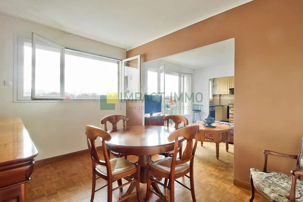 Appartement à CLICHY