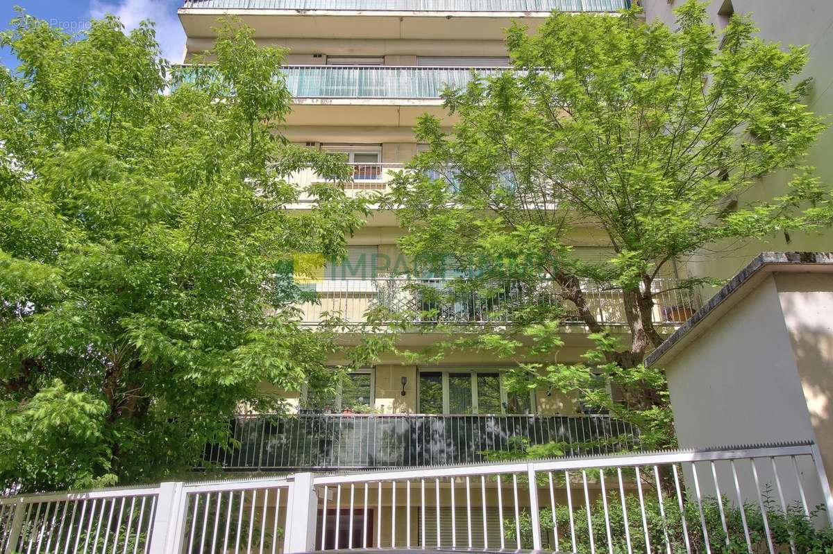 Appartement à CLICHY