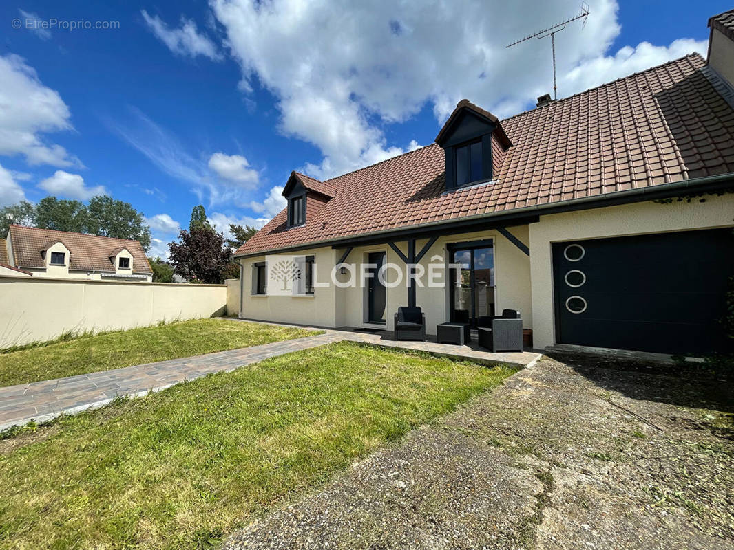 Maison à SOINDRES