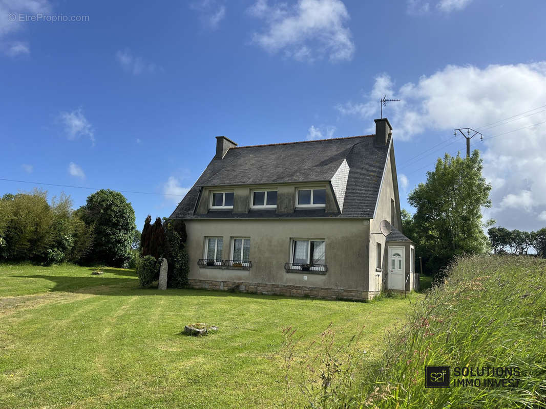 Maison à PLOUIDER