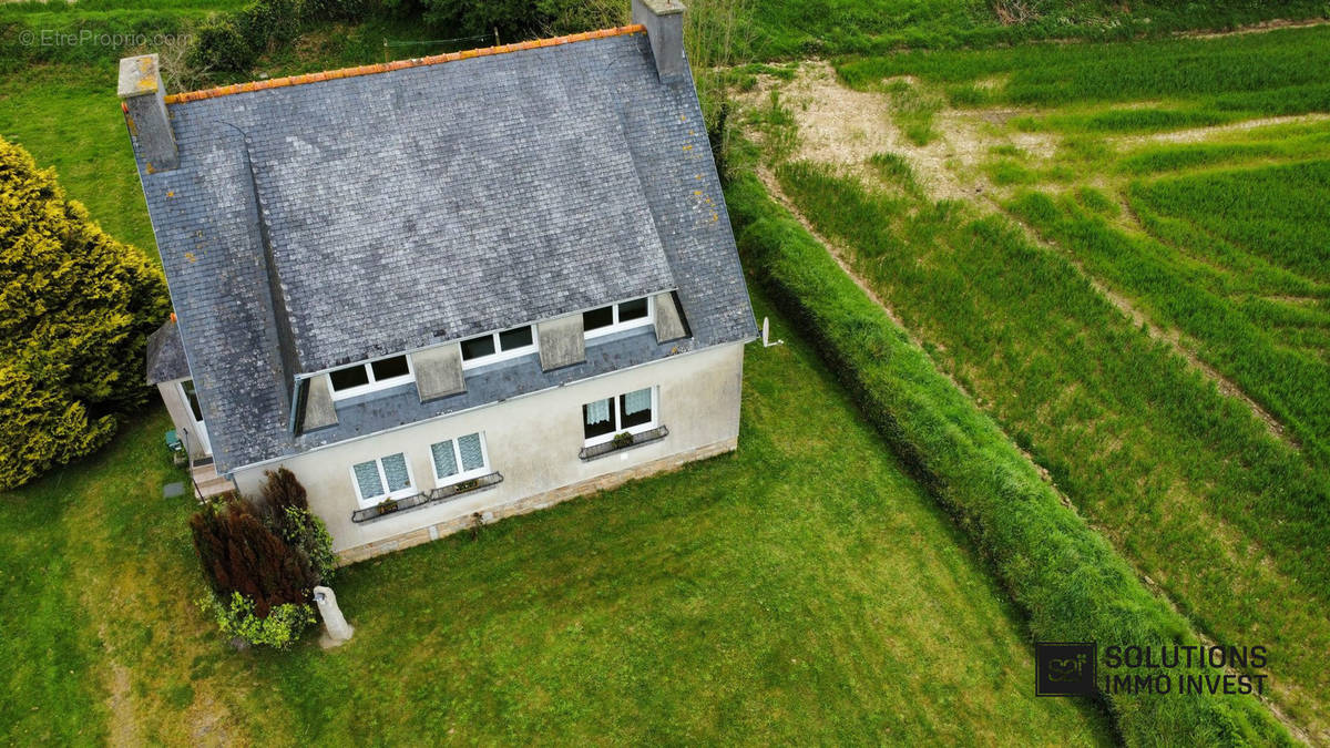 Maison à PLOUIDER