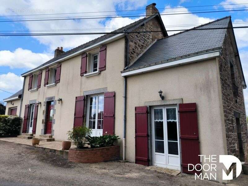 Maison à SAINT-GEORGES-BUTTAVENT