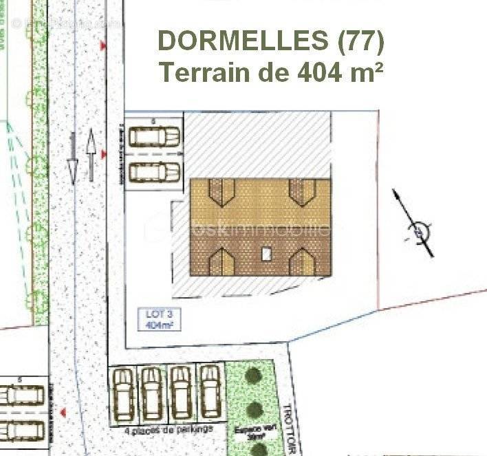 Terrain à DORMELLES