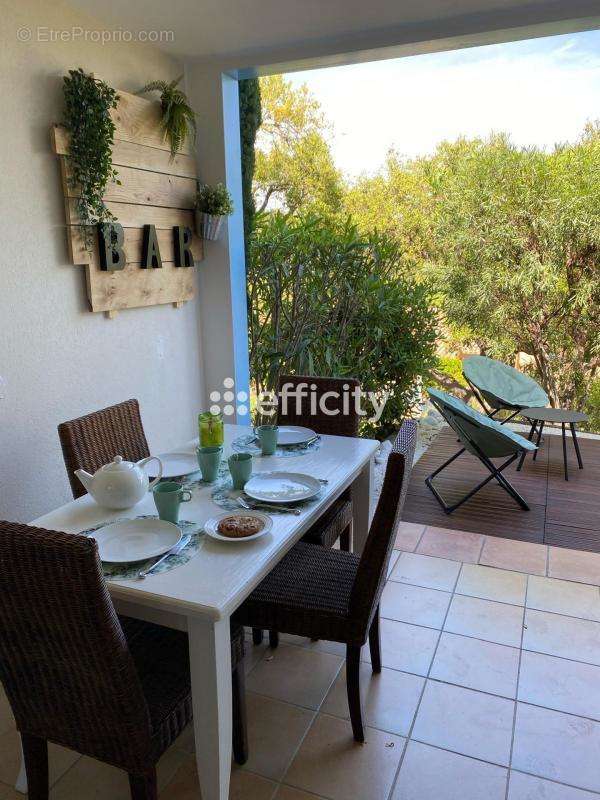 Appartement à GRIMAUD