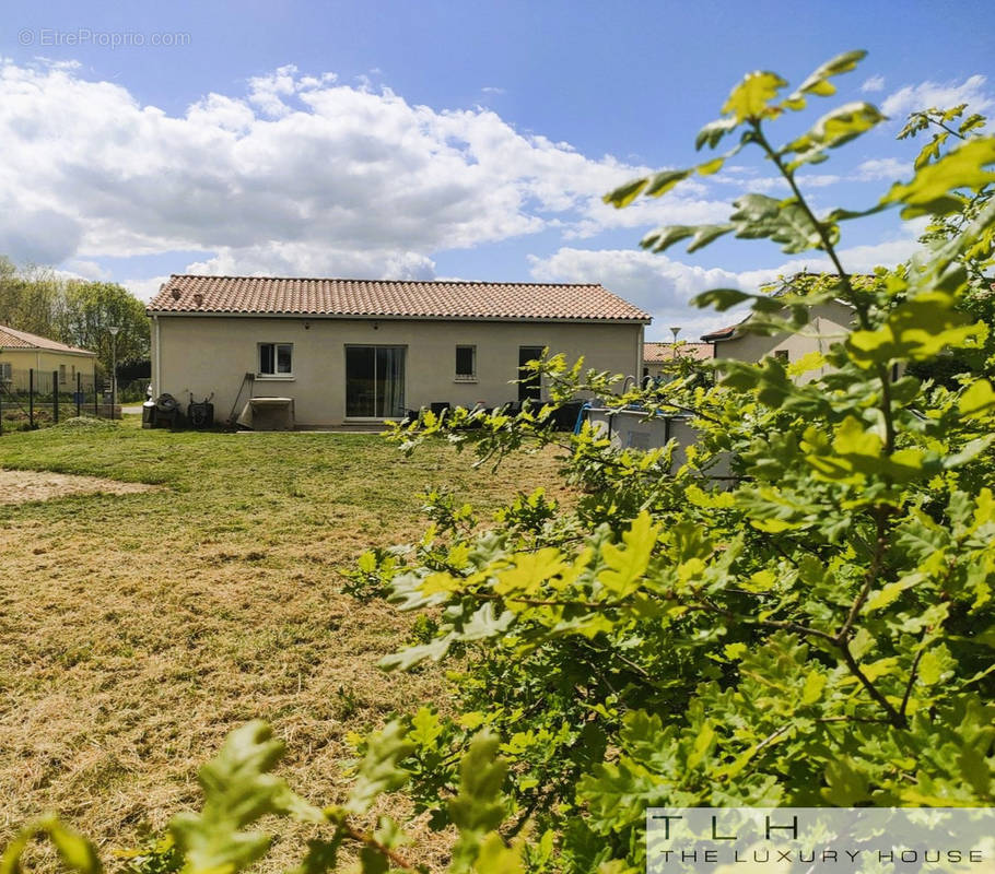 Maison à ESCATALENS