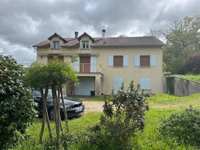 Maison à SAINT-VICTURNIEN