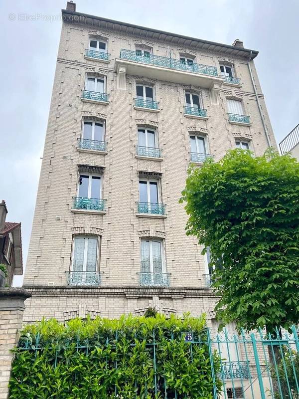 Appartement à COLOMBES