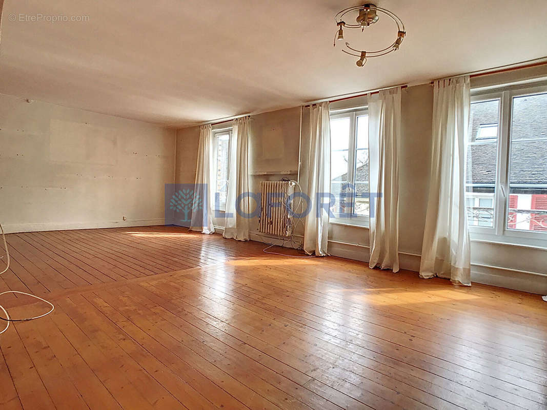 Appartement à VERNEUIL-SUR-AVRE