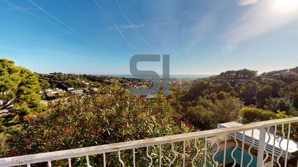 Maison à CAGNES-SUR-MER