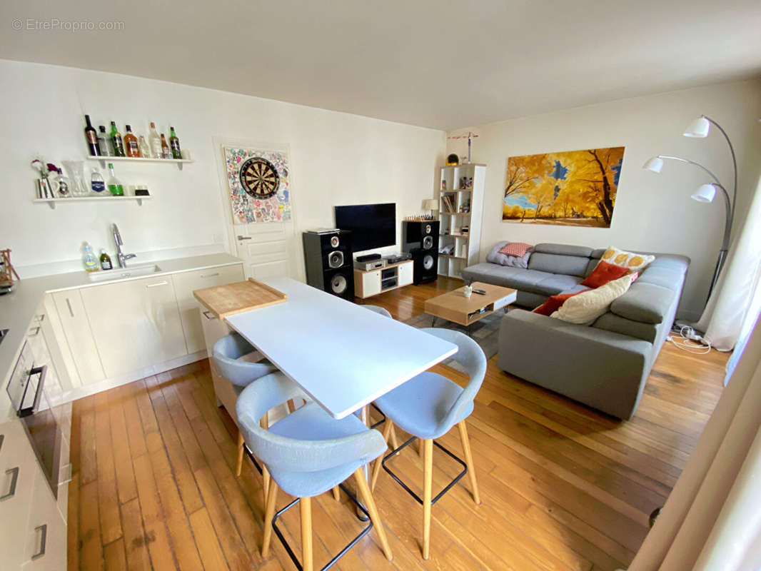 Appartement à CLICHY