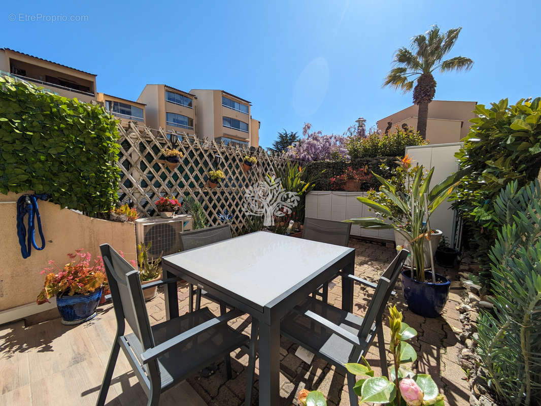 Appartement à SANARY-SUR-MER