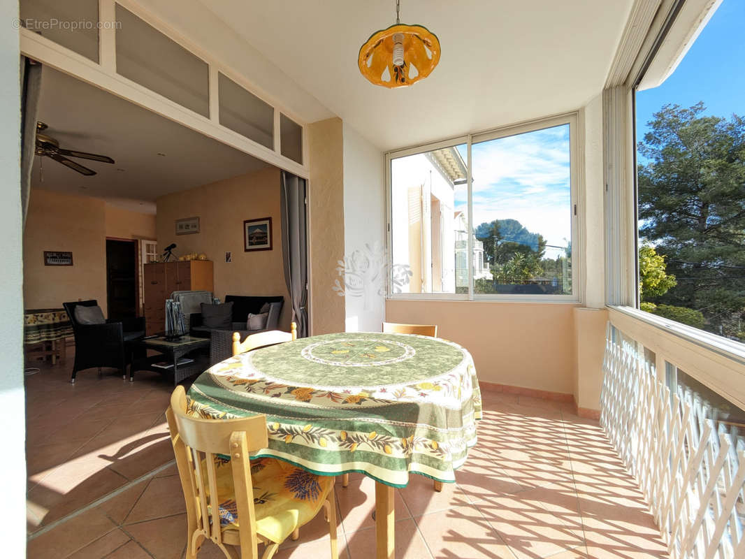 Appartement à SANARY-SUR-MER