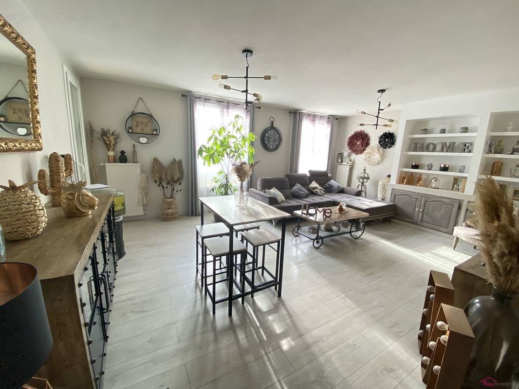 Appartement à CHATEAUNEUF-LES-MARTIGUES