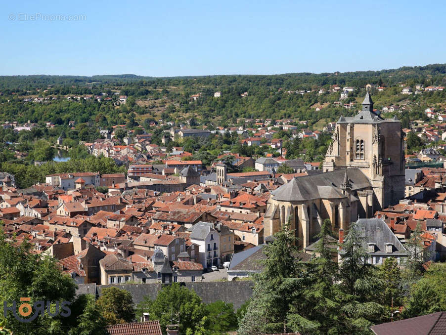 Appartement à VILLEFRANCHE-DE-ROUERGUE