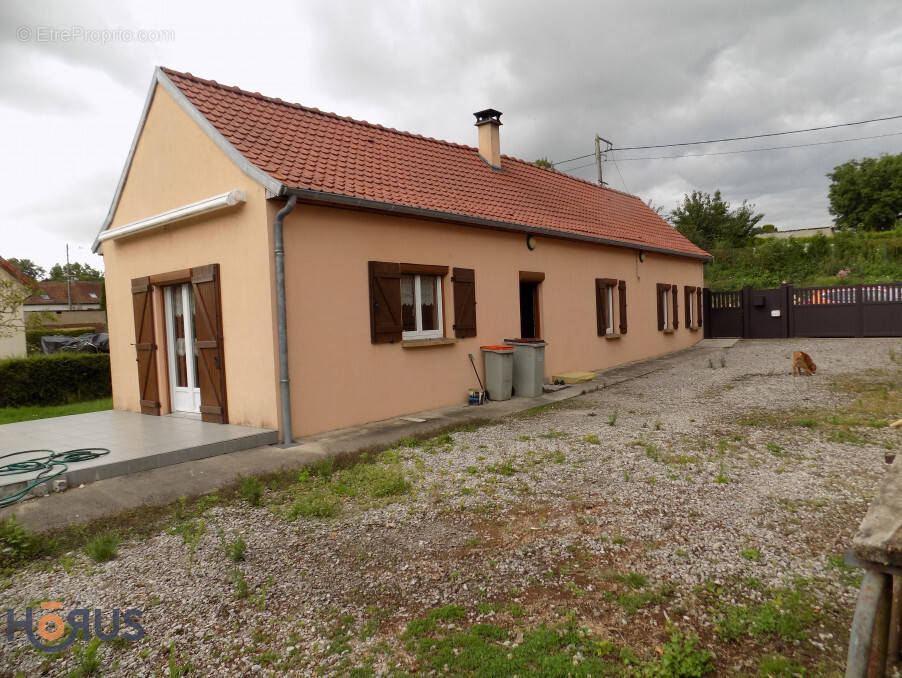 Maison à EAUCOURT-SUR-SOMME