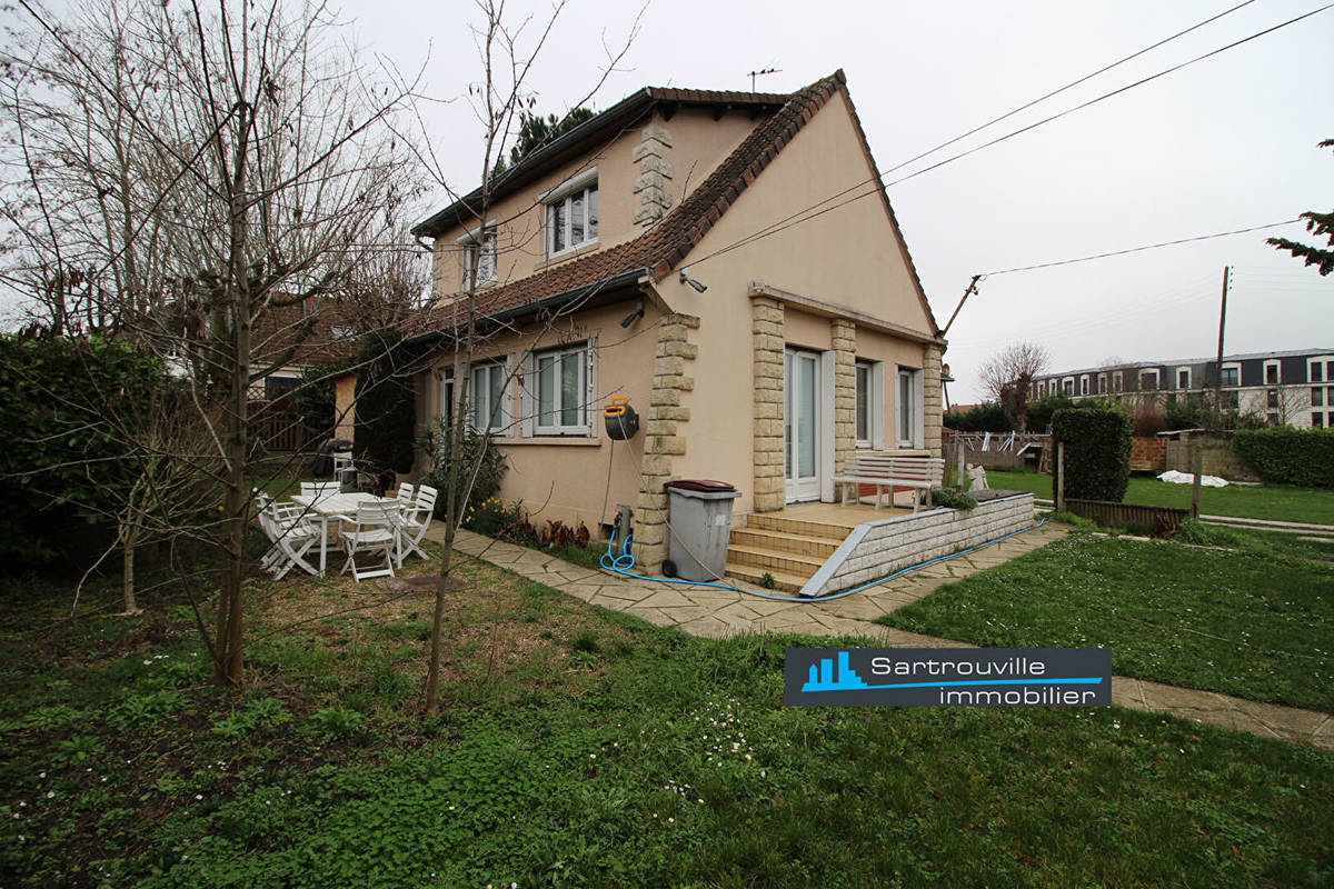 Maison à SARTROUVILLE