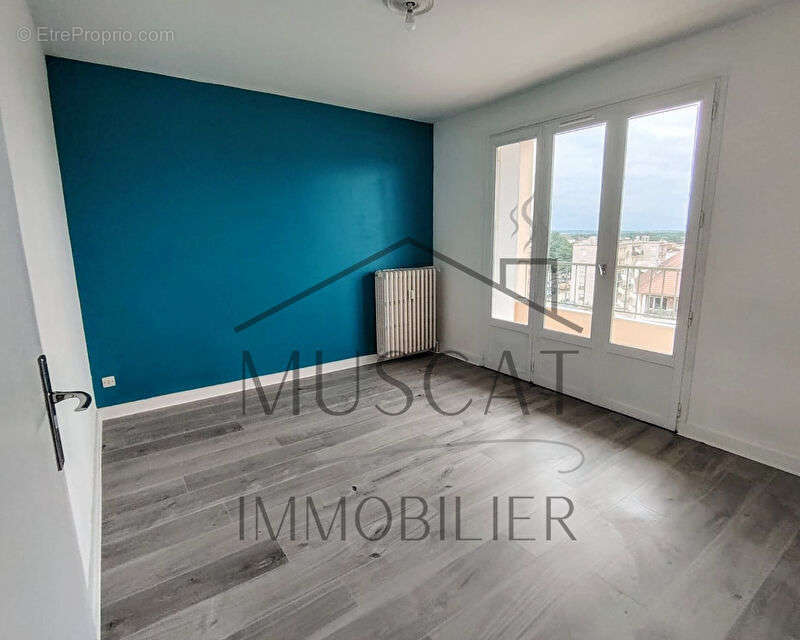 Appartement à LA VERPILLIERE