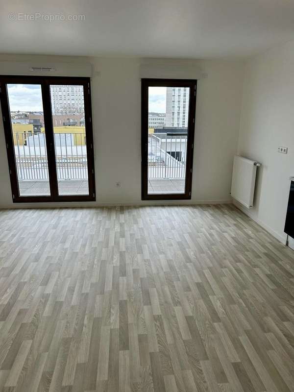 Appartement à STAINS