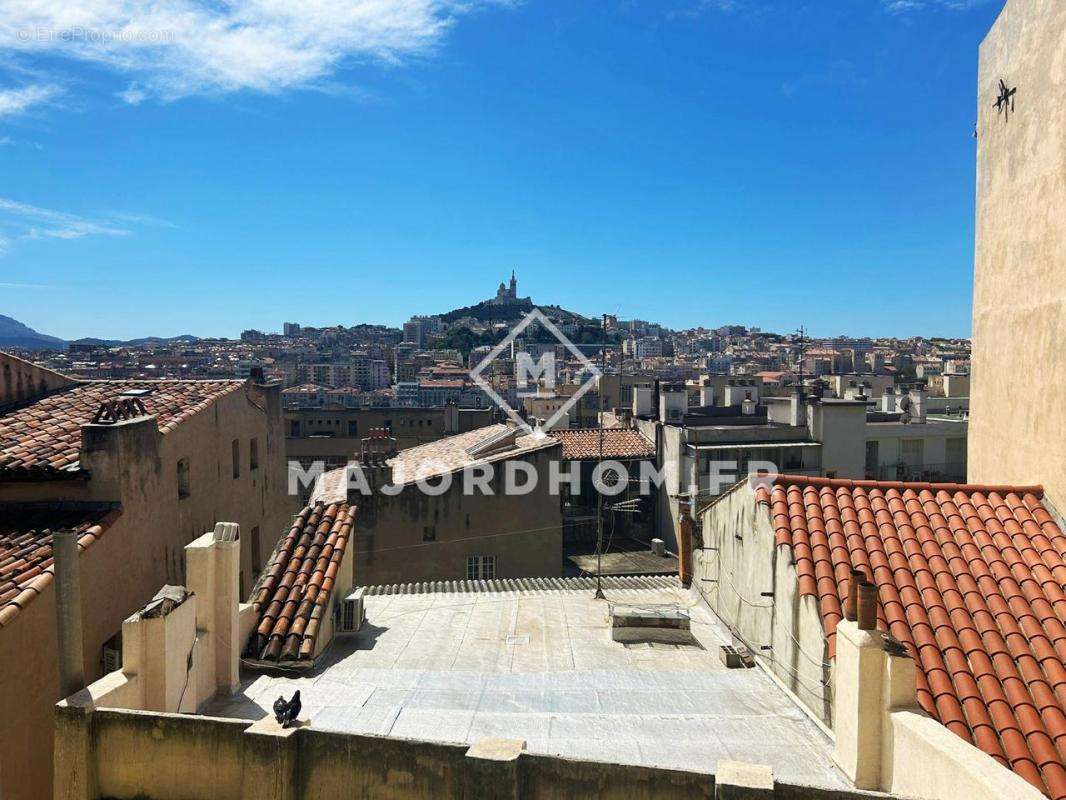 Appartement à MARSEILLE-2E