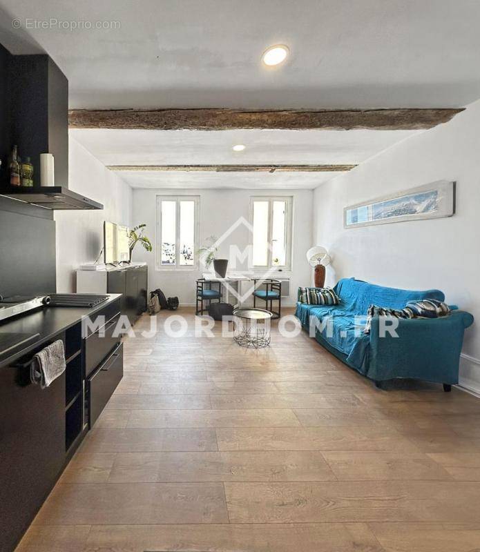 Appartement à MARSEILLE-2E