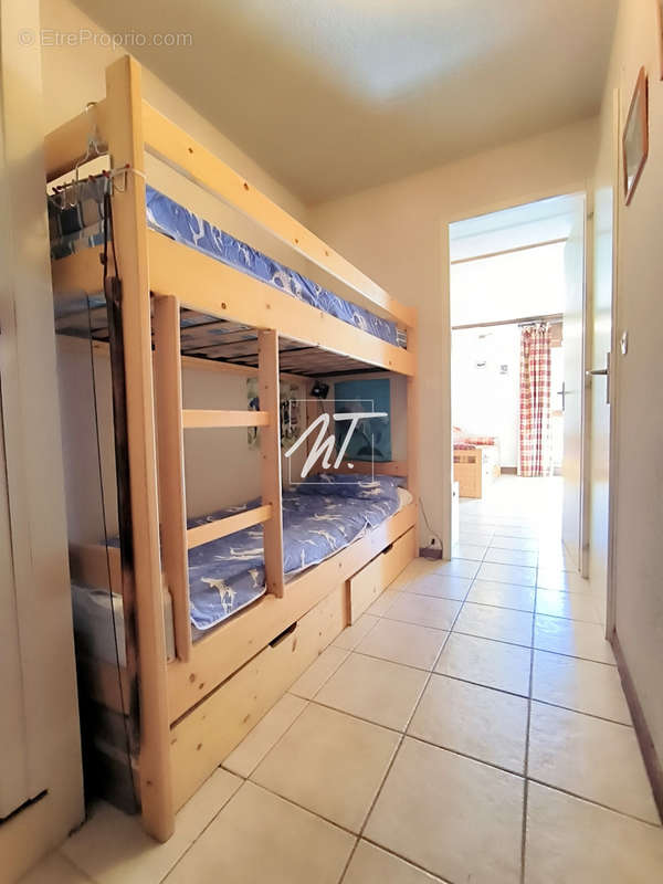 Appartement à MORILLON