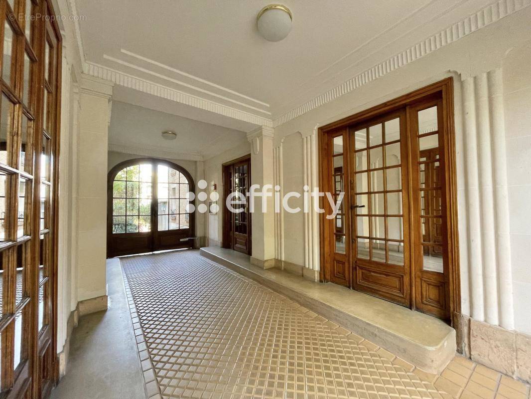 Appartement à PARIS-12E