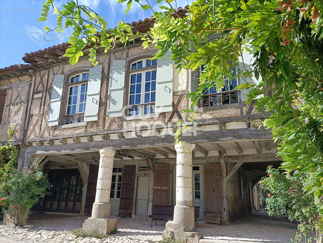 Maison à LABASTIDE-D&#039;ARMAGNAC