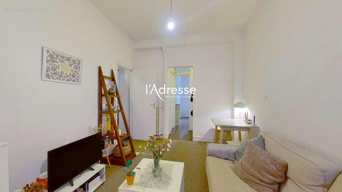 Appartement à PARIS-12E