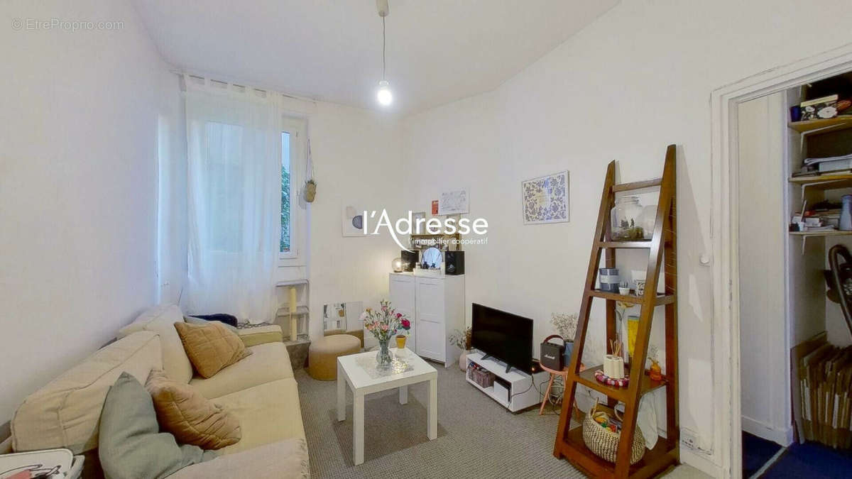 Appartement à PARIS-12E