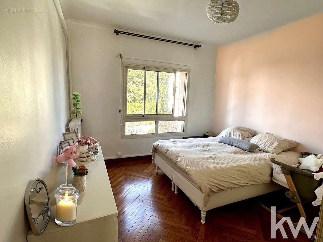 Appartement à MARSEILLE-8E