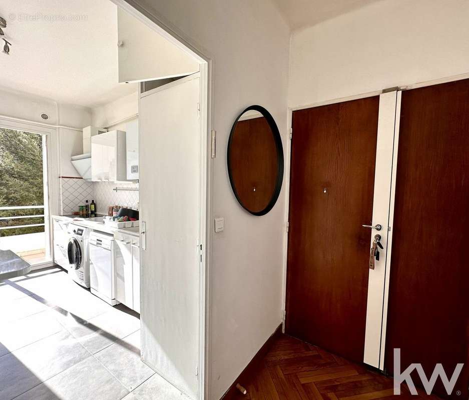 Appartement à MARSEILLE-8E