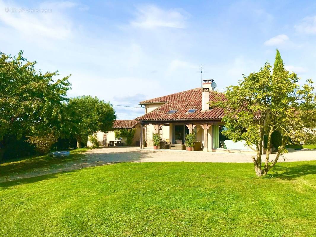 Maison à BOURG-EN-BRESSE