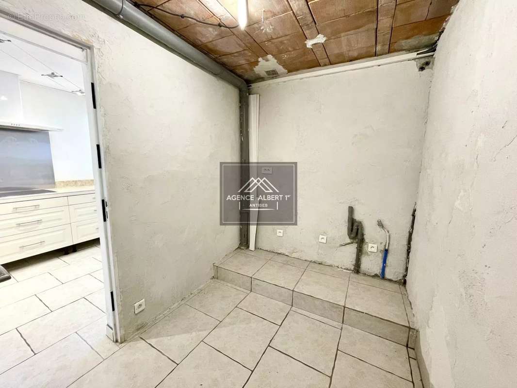 Appartement à VENCE