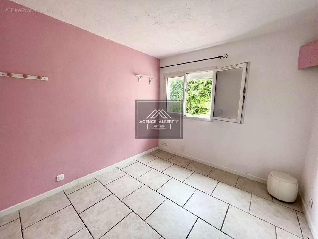 Appartement à VENCE