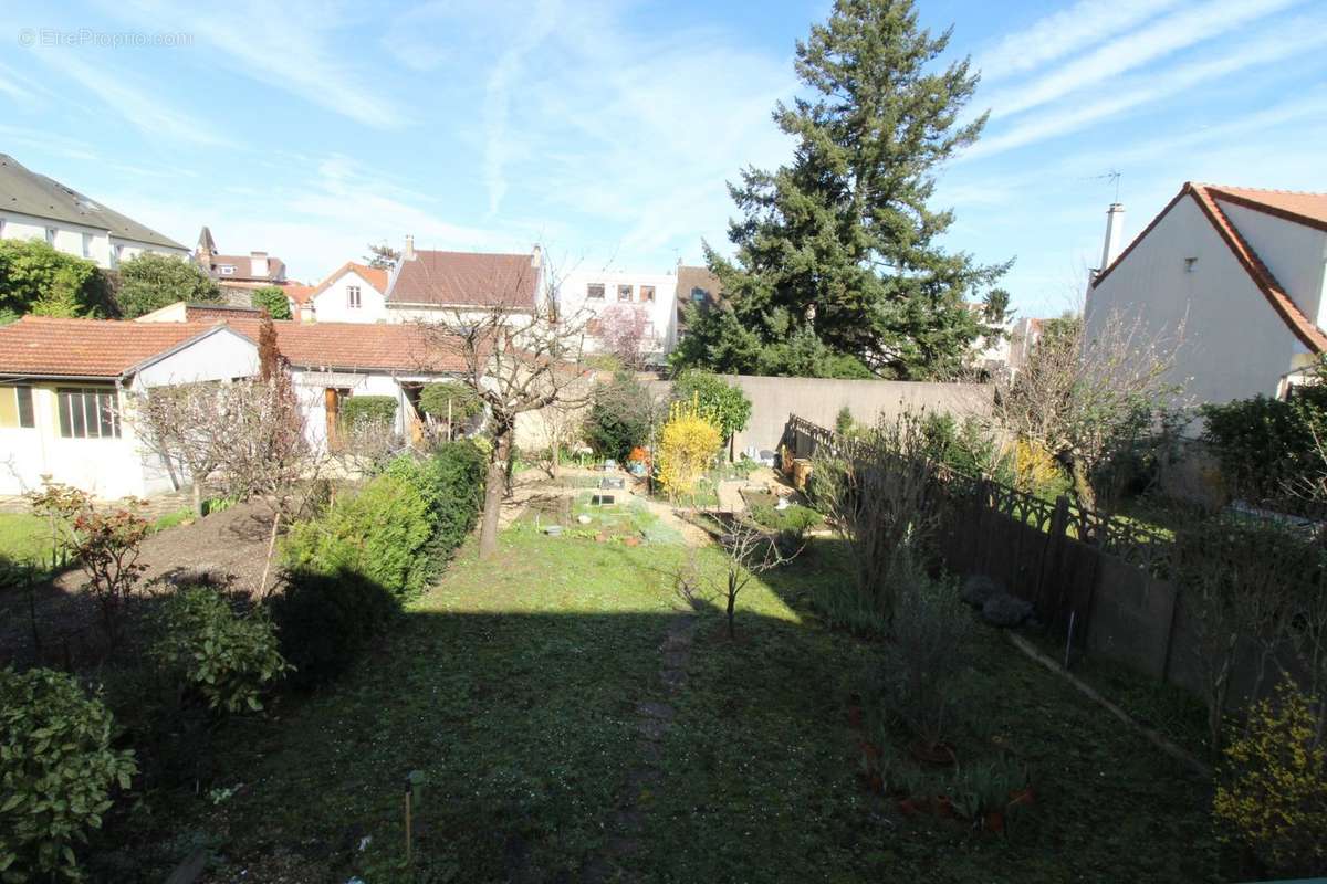 Maison à CHAMPIGNY-SUR-MARNE