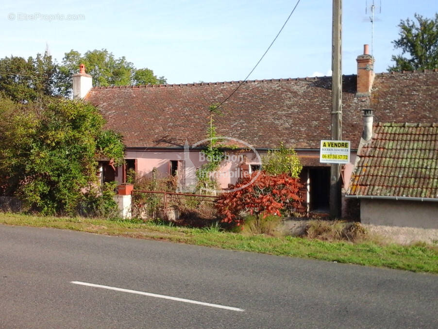 Maison à PIERREFITTE-SUR-LOIRE