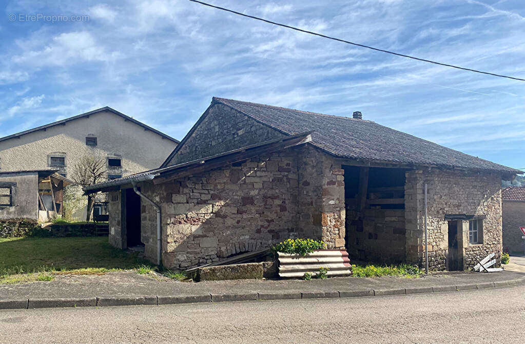 Maison à BLEURVILLE