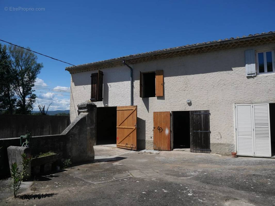 Maison à CHATEAUNEUF-DU-RHONE