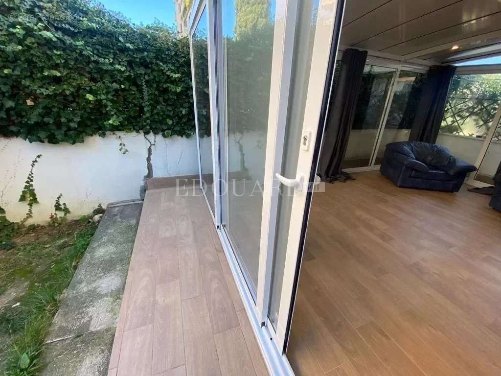 Appartement à ROQUEBRUNE-CAP-MARTIN