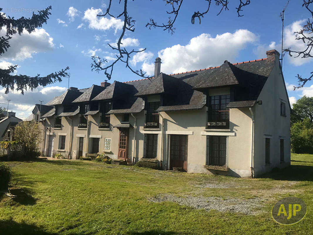 Maison à SAINTE-ANNE-SUR-VILAINE