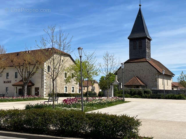 Maison à PREVESSIN-MOENS