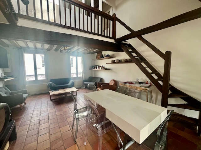 Appartement à BRIE-COMTE-ROBERT